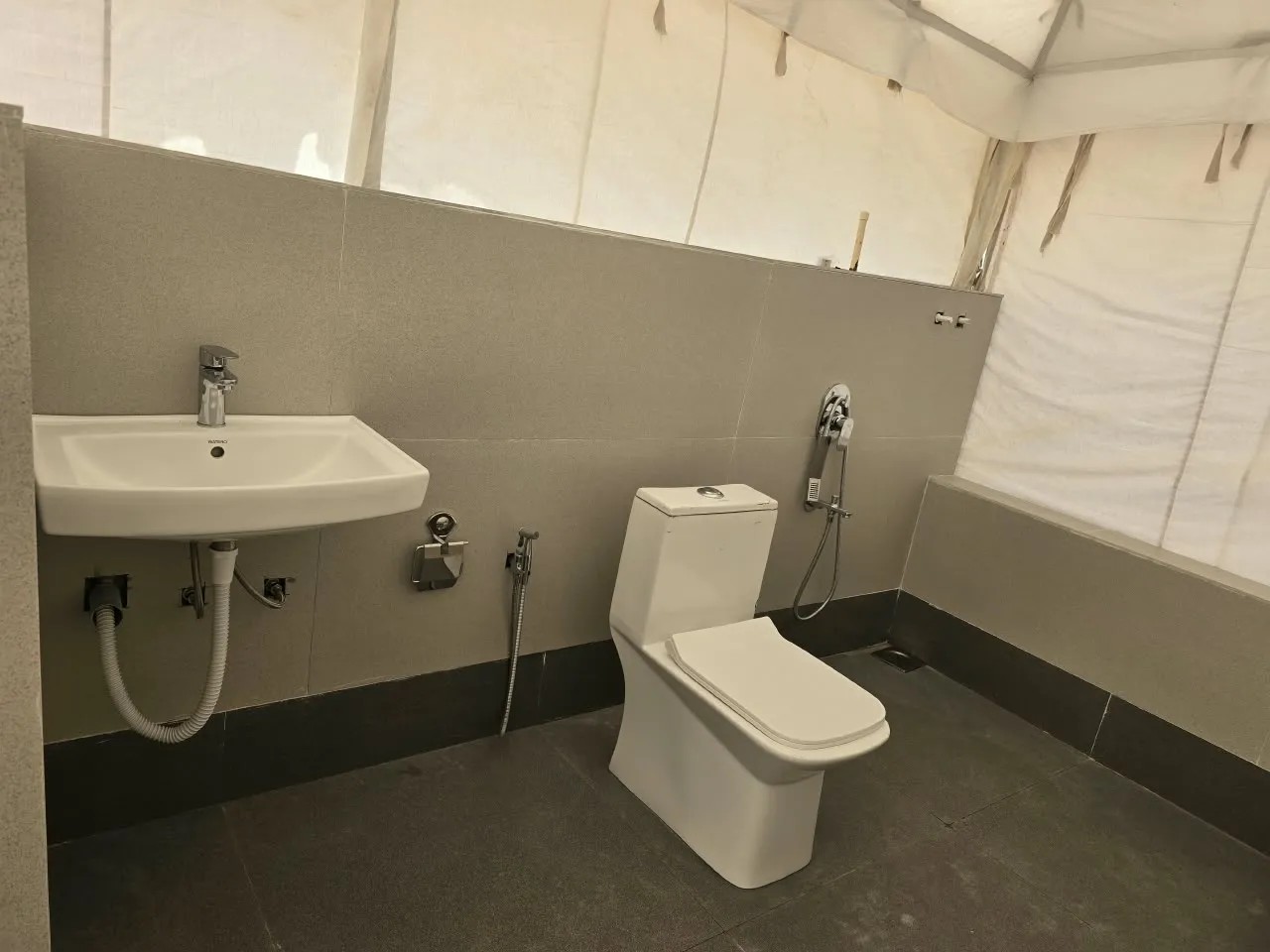 Tent bathroom at Evara Jaisalmer